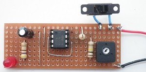 Soldering required for this track board kit containing a single l.e.d. which flashes at a rate which can be altered.